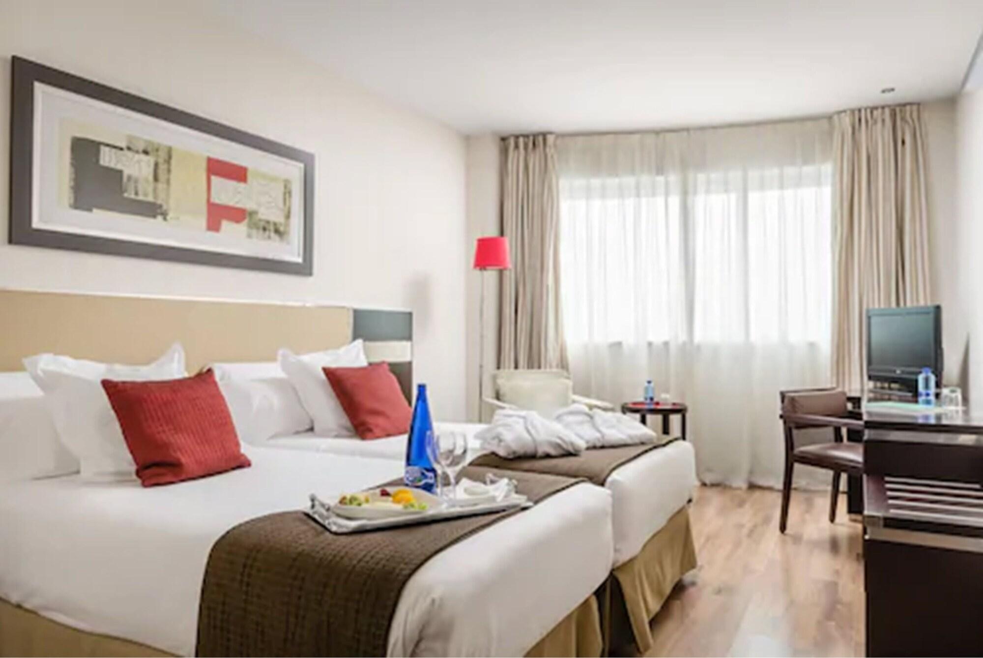 Hotel Asset Torrejon Torrejon de Ardoz Exterior photo